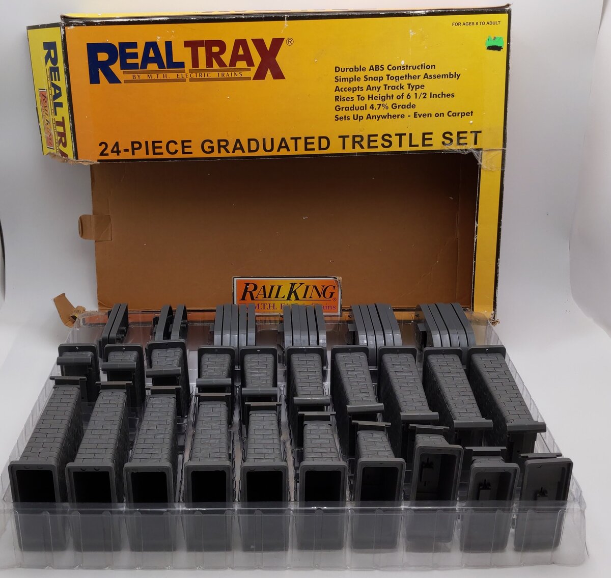 MTH 40-1033 O RealTrax - 24-Piece Graduated Trestle System Set EX/Box