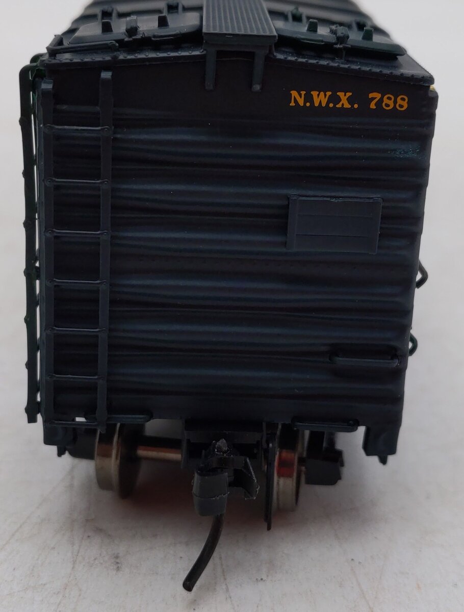 InterMountain 45536-11 HO Scale North Western Reefer Car #788 EX/Box