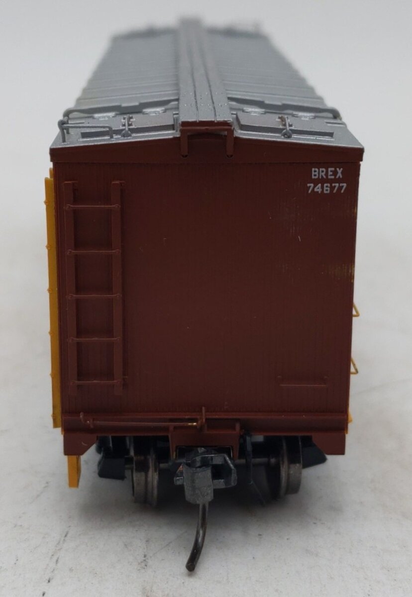 InterMountain 47705-06 HO Scale Burlington Refrigerator Express Boxcar #74677 EX/Box