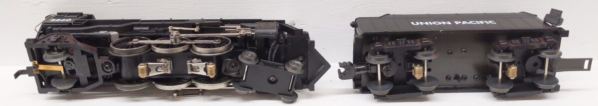 Lionel 6-28034 O Union Pacific 4-6-2 Command Pacific Steam Loco & Tender #2860 EX/Box