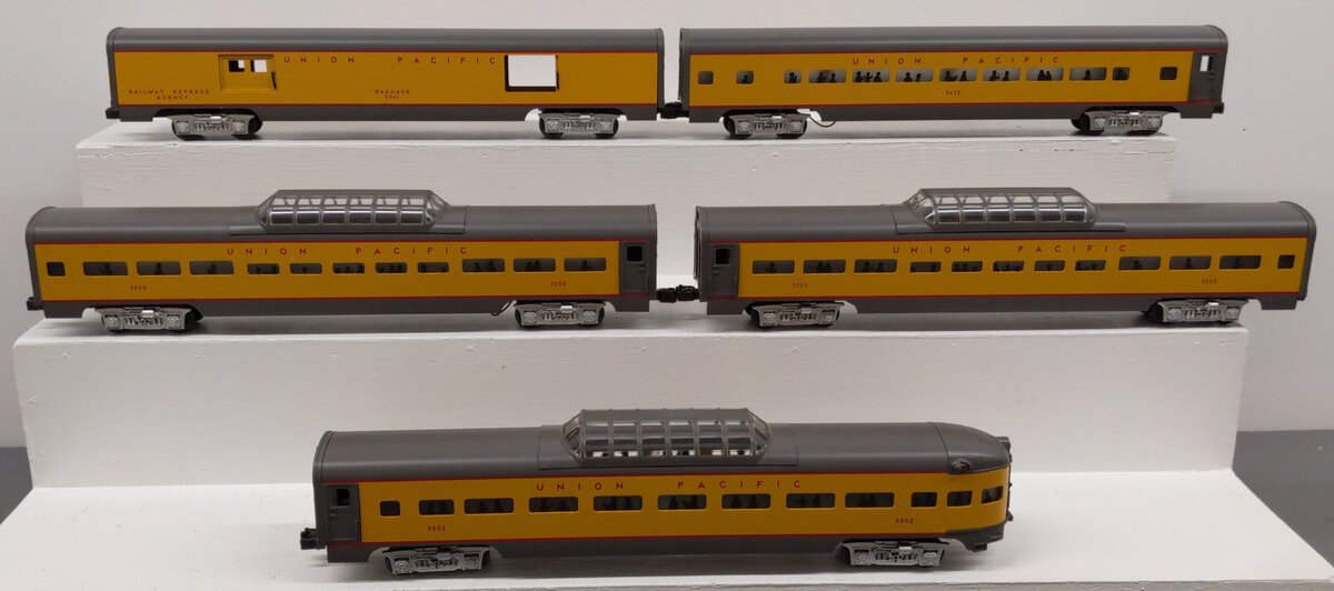 MTH 20-6506 O Gauge Union Pacific 70' Aluminum Passenger 5-Car Set EX