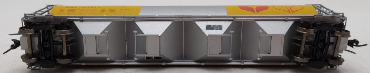 InterMountain 1013E HO Government of Canada 4-Bay Covered Hopper #107673 VG/Box