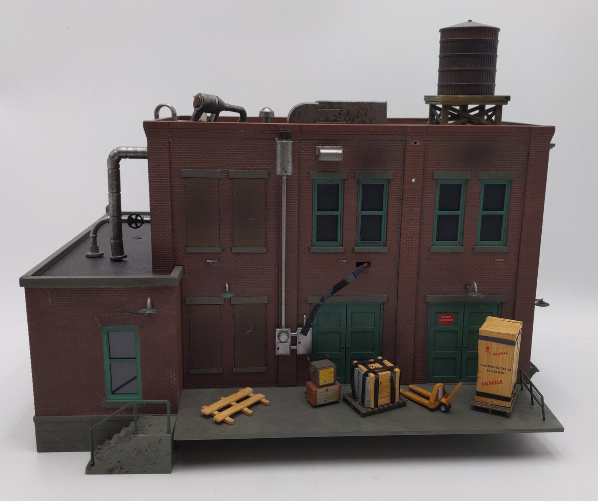 Woodland Scenics BR5848 O Scale Built-&-Ready Morrison's Door Factory Building EX/Box
