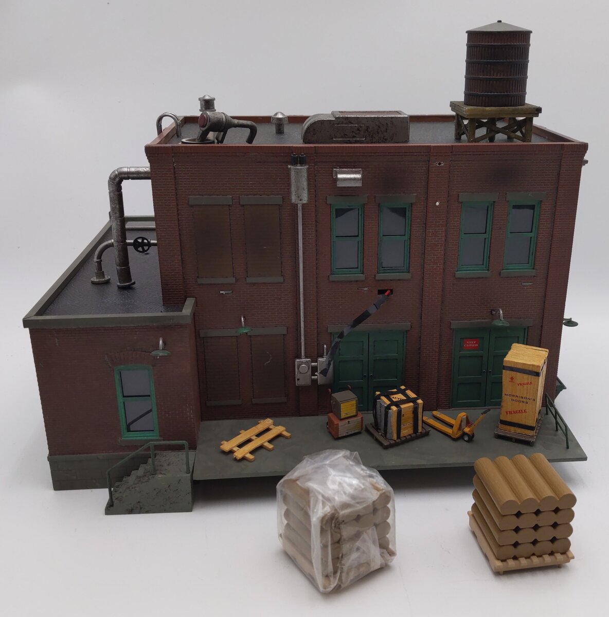 Woodland Scenics BR5848 O Scale Built-&-Ready Morrison's Door Factory Building EX/Box