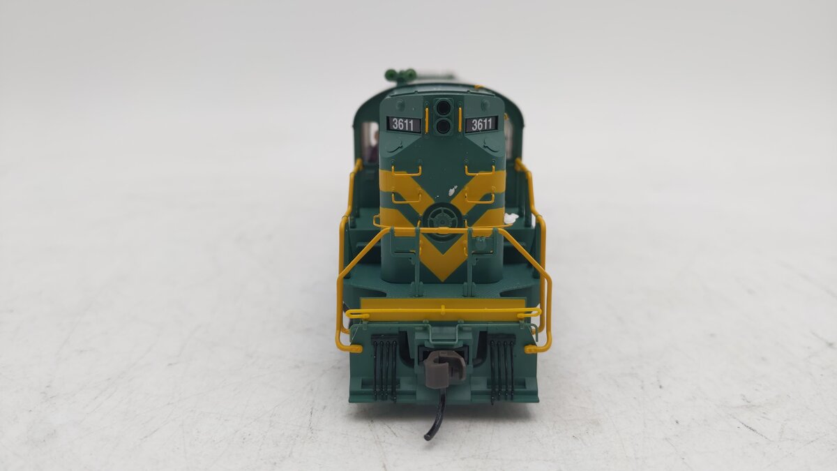 Atlas 8774 HO Scale Central Vermont ALCO RS-11 Diesel Engine #3611 EX/Box