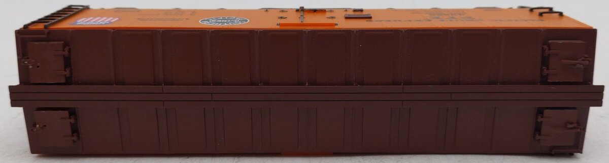 InterMountain 41702-09 HO Scale Pacific Fruit Express Refrigerator Car #43856 VG/Box