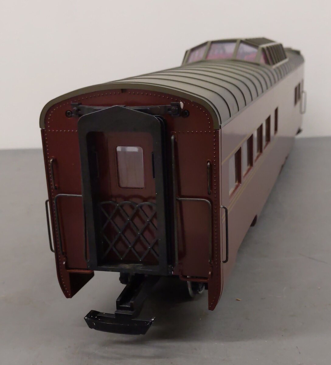 LGB 32580 Pennsylvania Illuminated Vista Dome Car LN/Box