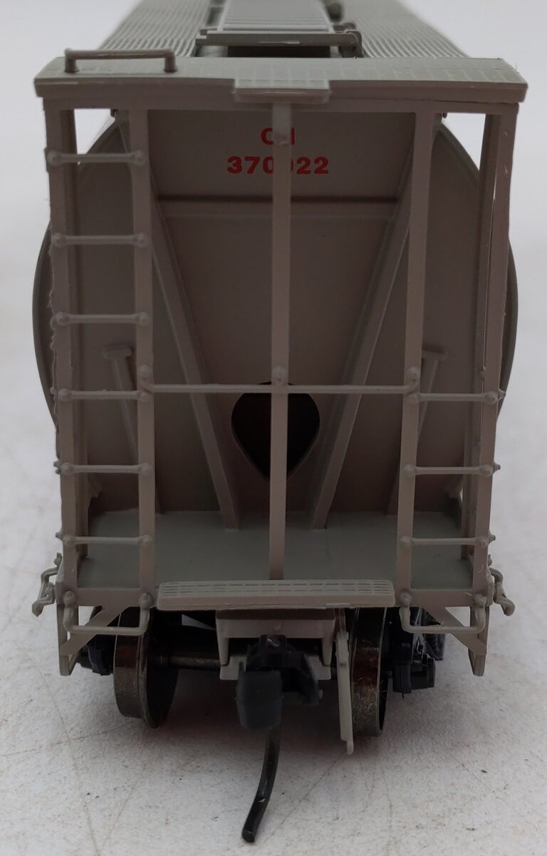 InterMountain HO Scale Canadian National 4-Bay Cylindrical Hopper Car #370922 EX/Box