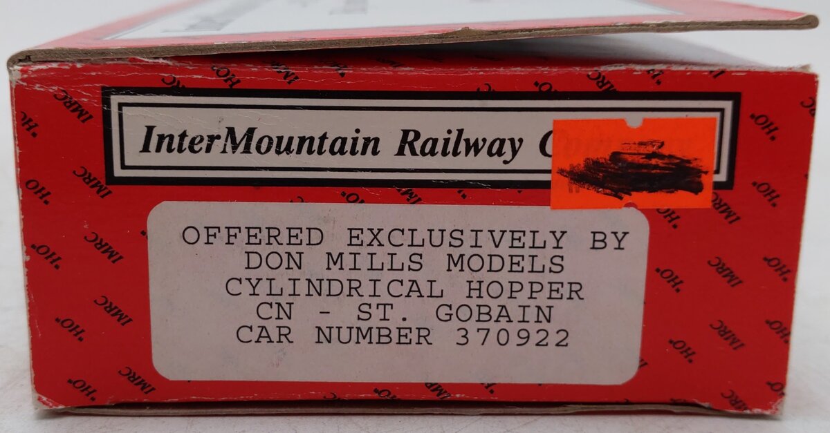 InterMountain HO Scale Canadian National 4-Bay Cylindrical Hopper Car #370922 EX/Box