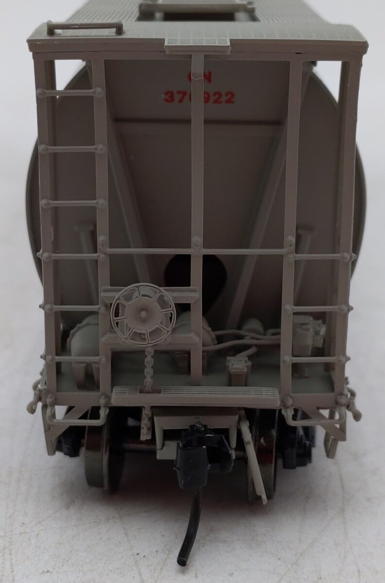 InterMountain HO Scale Canadian National 4-Bay Cylindrical Hopper Car #370922 EX/Box