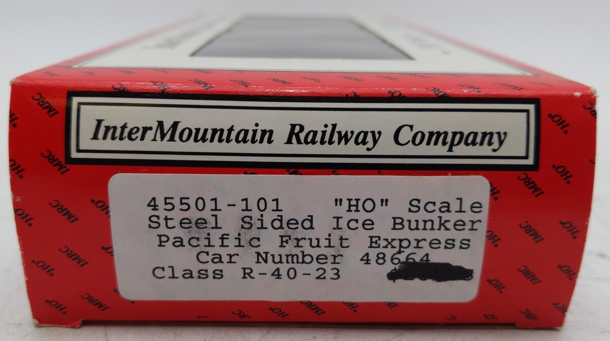 InterMountain 45501-101 HO Scale Pacific Fruit Express Ice Bunker Car #48664 EX/Box