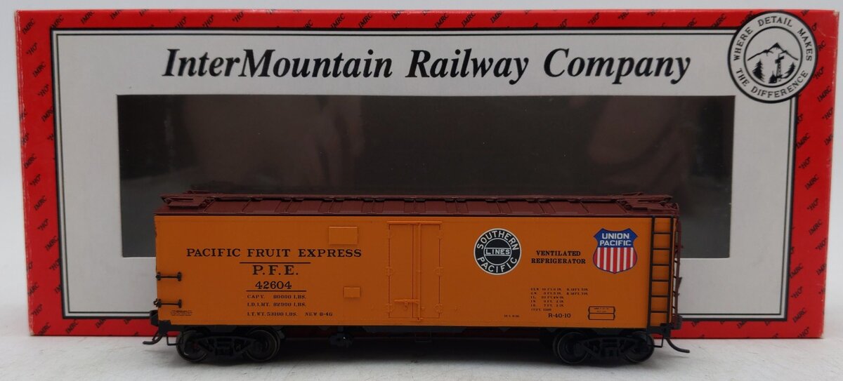 InterMountain 45501-99 HO Scale Pacific Fruit Express Refrigerator Car #42604 EX/Box