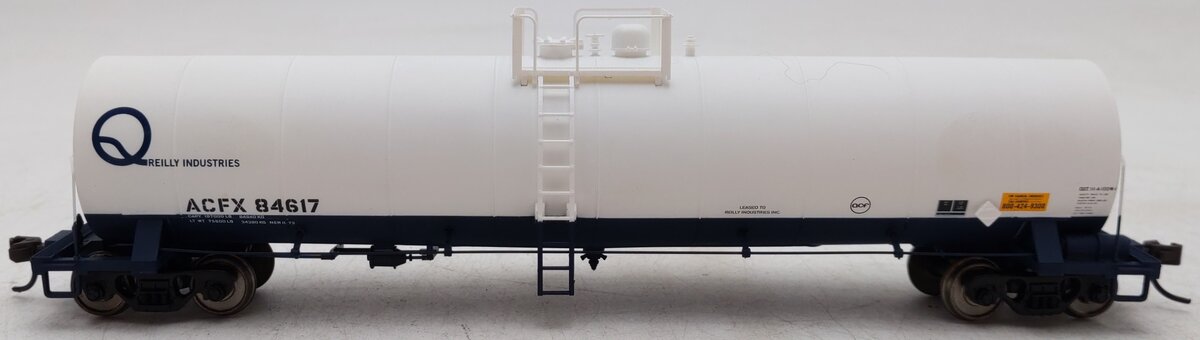 Atlas 1625-2 HO Scale Reilly Industries ACF 23,500 Gallon Tank Car #84617 EX/Box