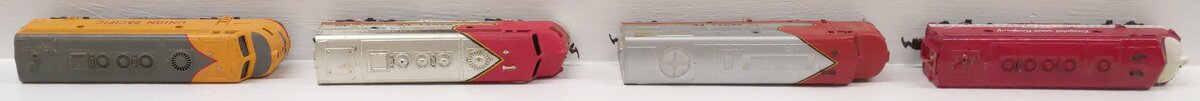 Model Power/Life Like/Other HO Scale Diesel locomotives #1982,307,1206,1032 [4] VG