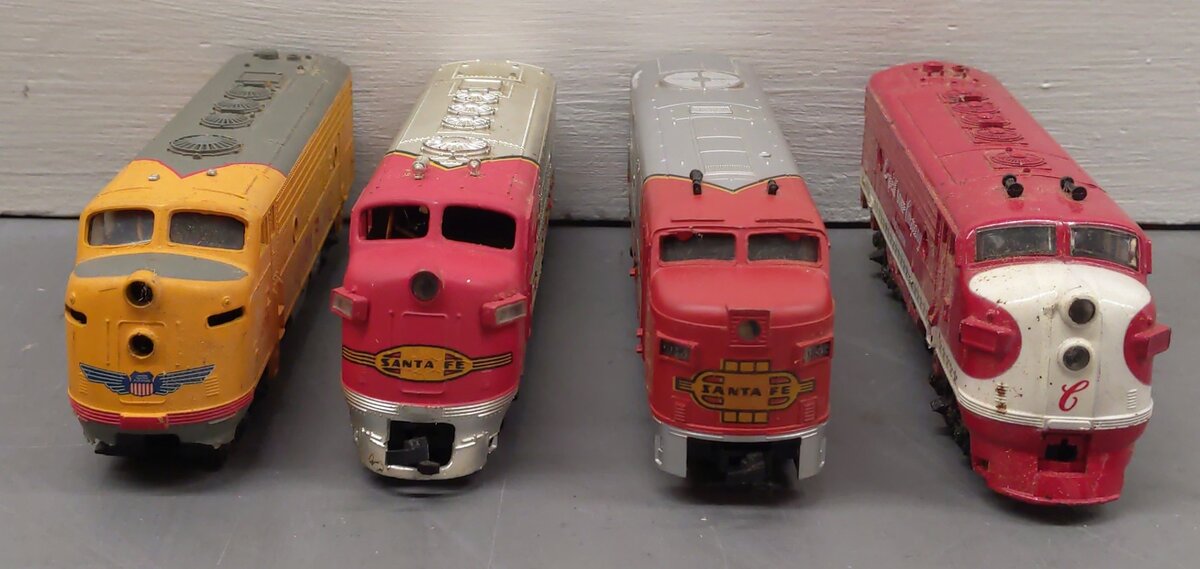 Model Power/Life Like/Other HO Scale Diesel locomotives #1982,307,1206,1032 [4] VG