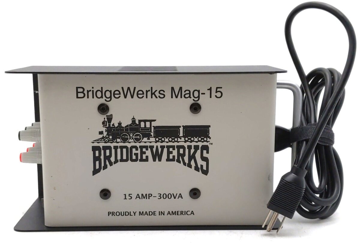 Bridgewerks MAG-15 15 Amp Deluxe 1-Track Power Supply EX