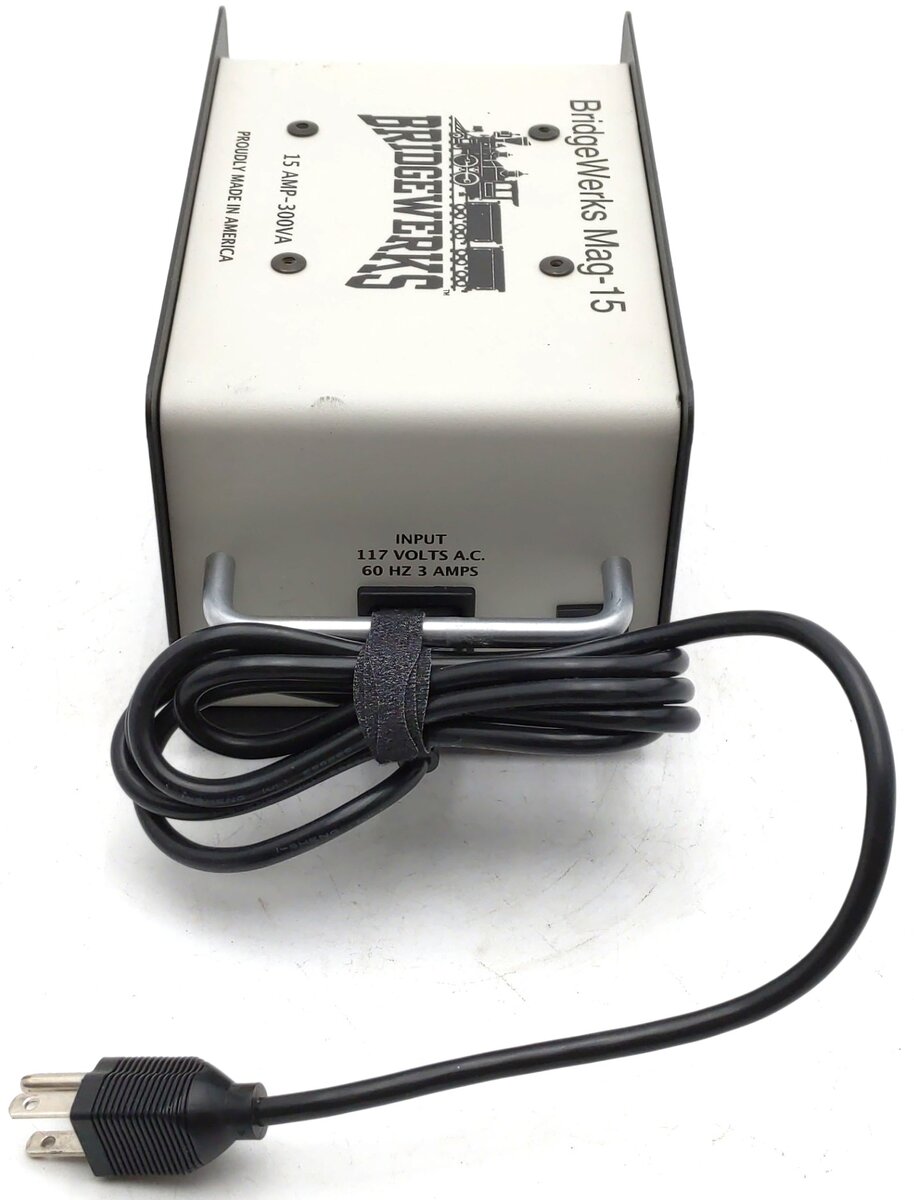 Bridgewerks MAG-15 15 Amp Deluxe 1-Track Power Supply EX