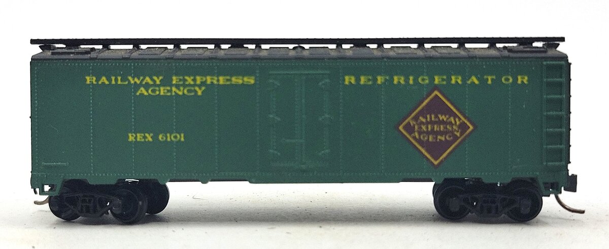 Atlas 2393 N Scale Railway Express Agency 40' Refrigerator Car #6101 LN
