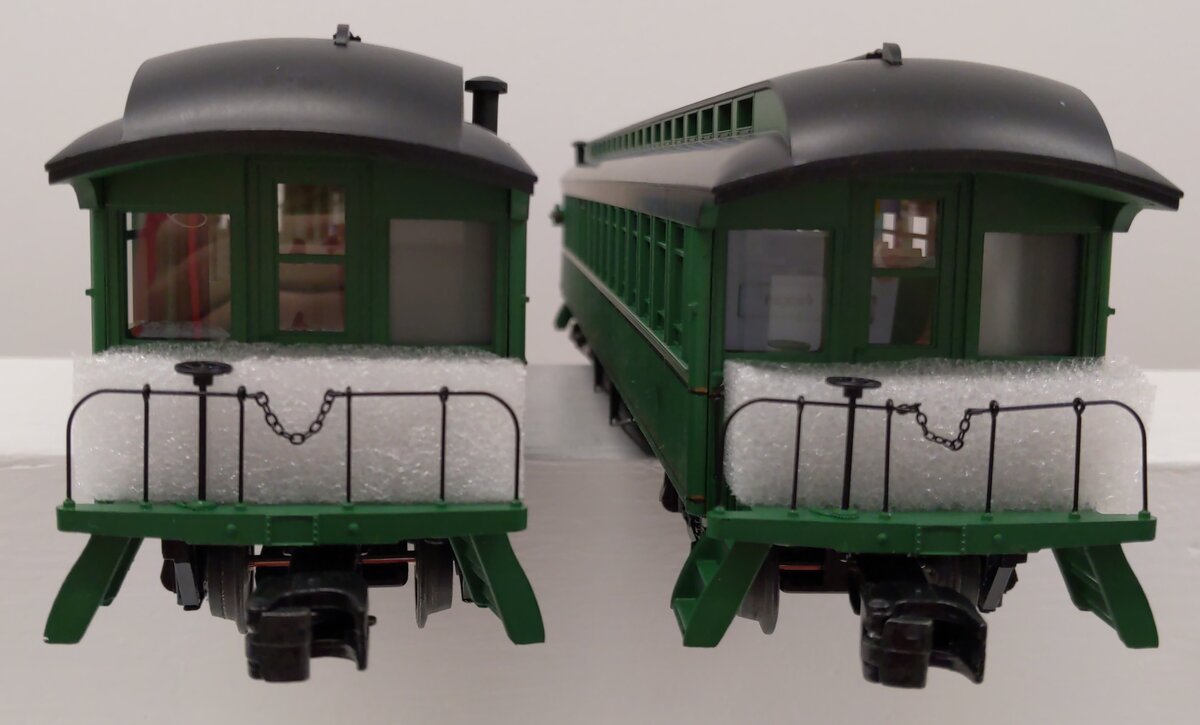 Lionel 2227480 O Southern Wood Coach/Observation Car (Set of 2) EX/Box