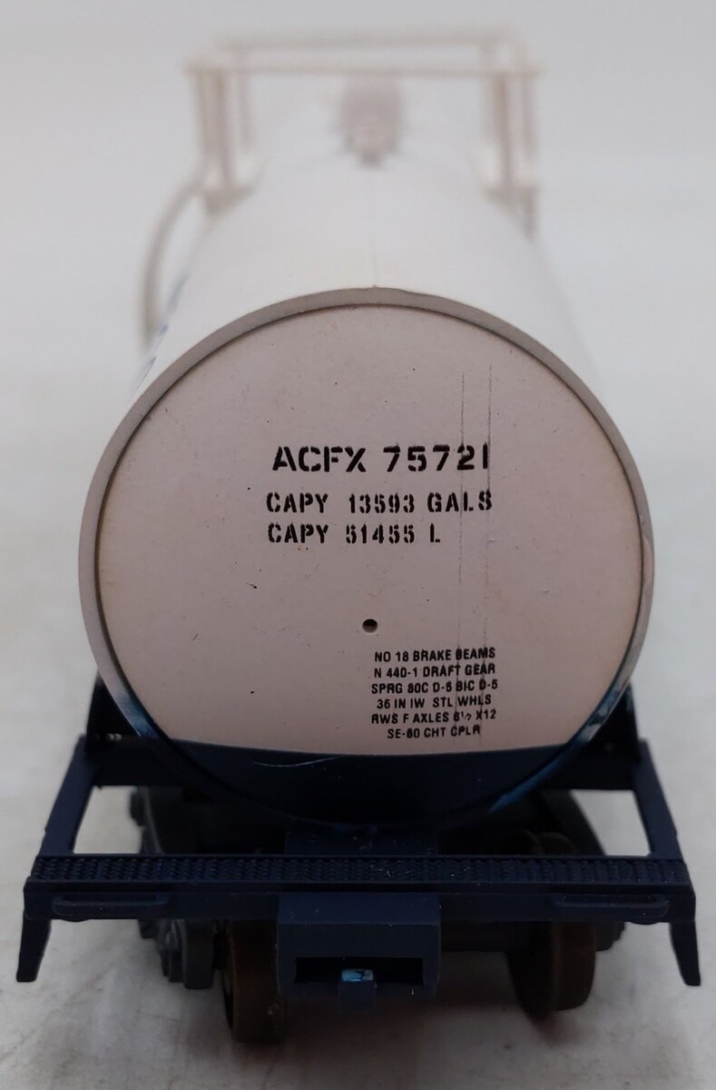 Atlas 1705 HO Scale ECC International Tank Car ACFX #75712 VG/Box
