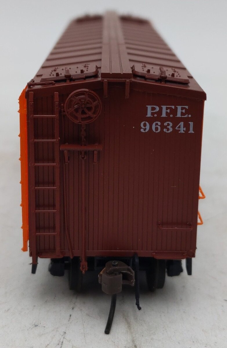 Red Caboose 34154-5 HO Scale Pacific Fruit Express Refrigerator Car #96341 EX/Box