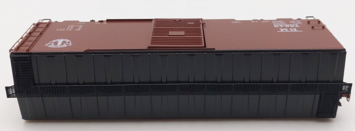 Kadee 4802 HO Scale Boston & Maine #75249 40' PS-1 Boxcar #75249 LN/Box