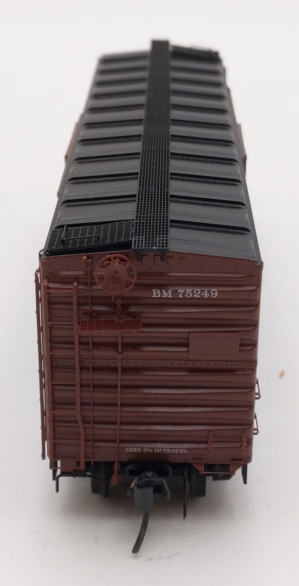 Kadee 4802 HO Scale Boston & Maine #75249 40' PS-1 Boxcar #75249 LN/Box