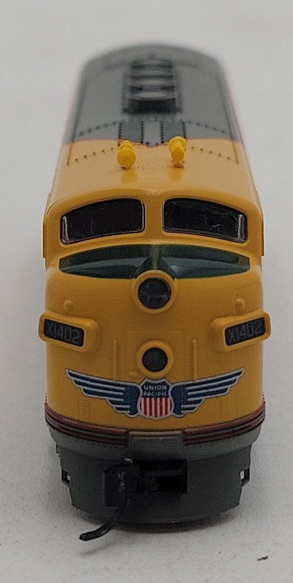 Kato 176-1103 N Scale Union Pacific EMD Powered F3A Diesel Locomotive #1402 EX/Box