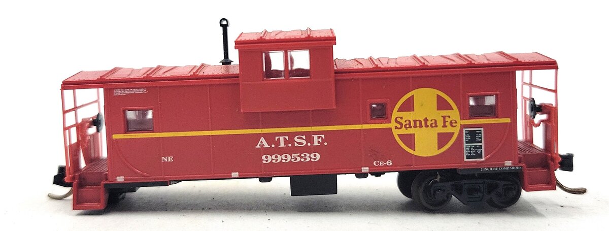 Atlas 30209 N Scale Santa Fe Extended Vision Caboose #999539 EX/Box