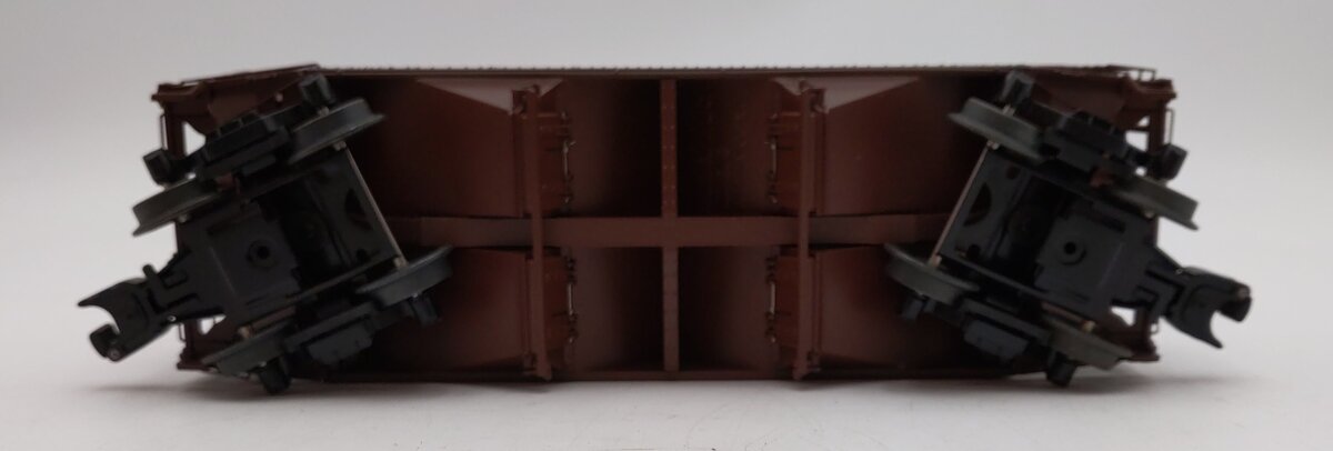 Lionel 6-17021 O Gauge New York Central 2-Bay Offset Hopper w/Load #867999 LN/Box