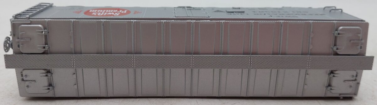 InterMountain 45527-06 HO Scale Northern Pacific Reefer Car #15394 LN/Box