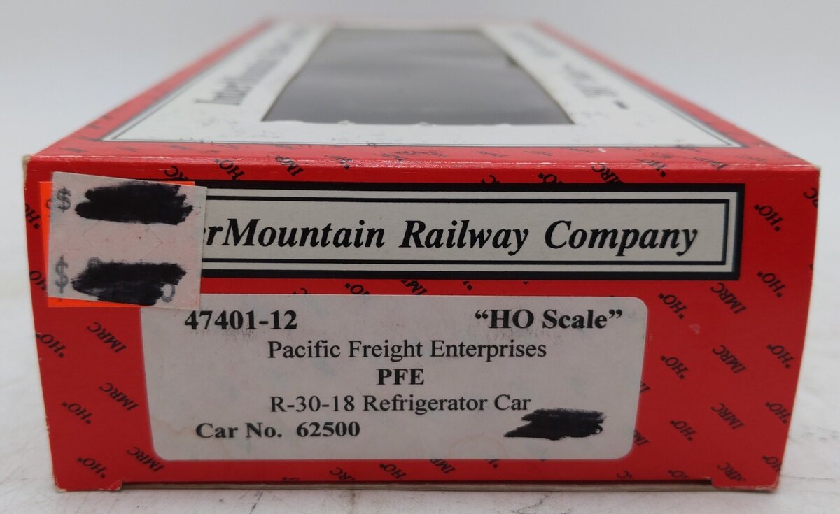 InterMountain 47401-12  Ho Scale Pacific Fruit Express Refrigerator Car #62500 EX/Box