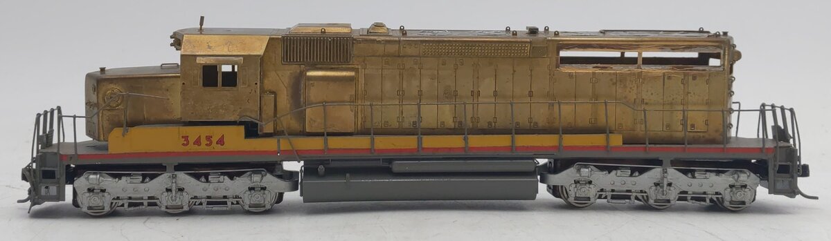 Alco Models/KMT D-166 HO BRASS SD40-2 Diesel Locomotive - Painted/Box