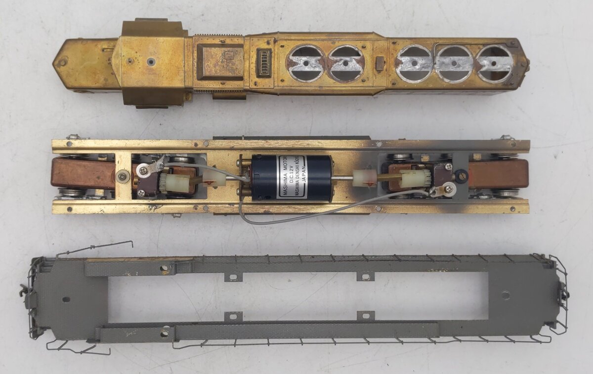 Alco Models/KMT D-166 HO BRASS SD40-2 Diesel Locomotive - Painted/Box