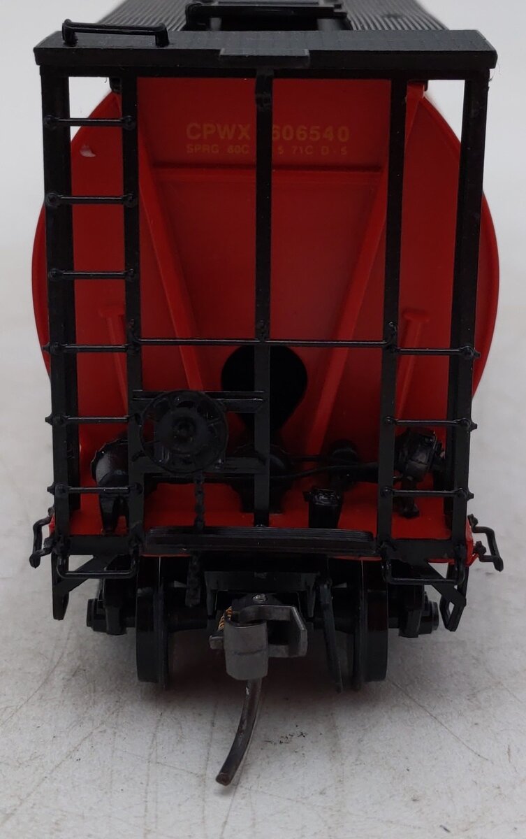 InterMountain 45102-04 HO Scale Red Canadian CNWX Cylindrical Hopper Car #606540 EX/Box