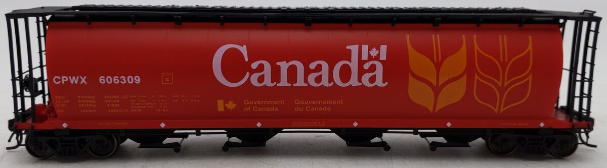 InterMountain 45102-33 HO Canadian Wheat Board Cylindrical Hopper #606309 EX/Box