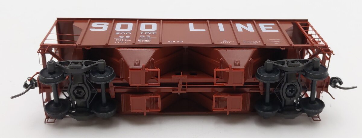 Kadee 8038 HO Scale SOO Line PS-2 2-Bay Covered Hopper #6853 LN/Box