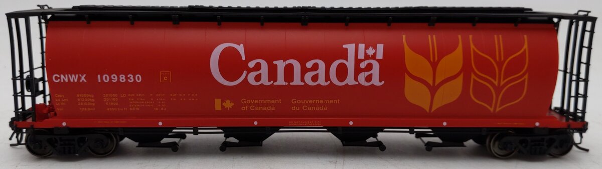 InterMountain 45101-33 HO Canadian Wheat Board Cylindrical Hopper Car #109830 LN/Box