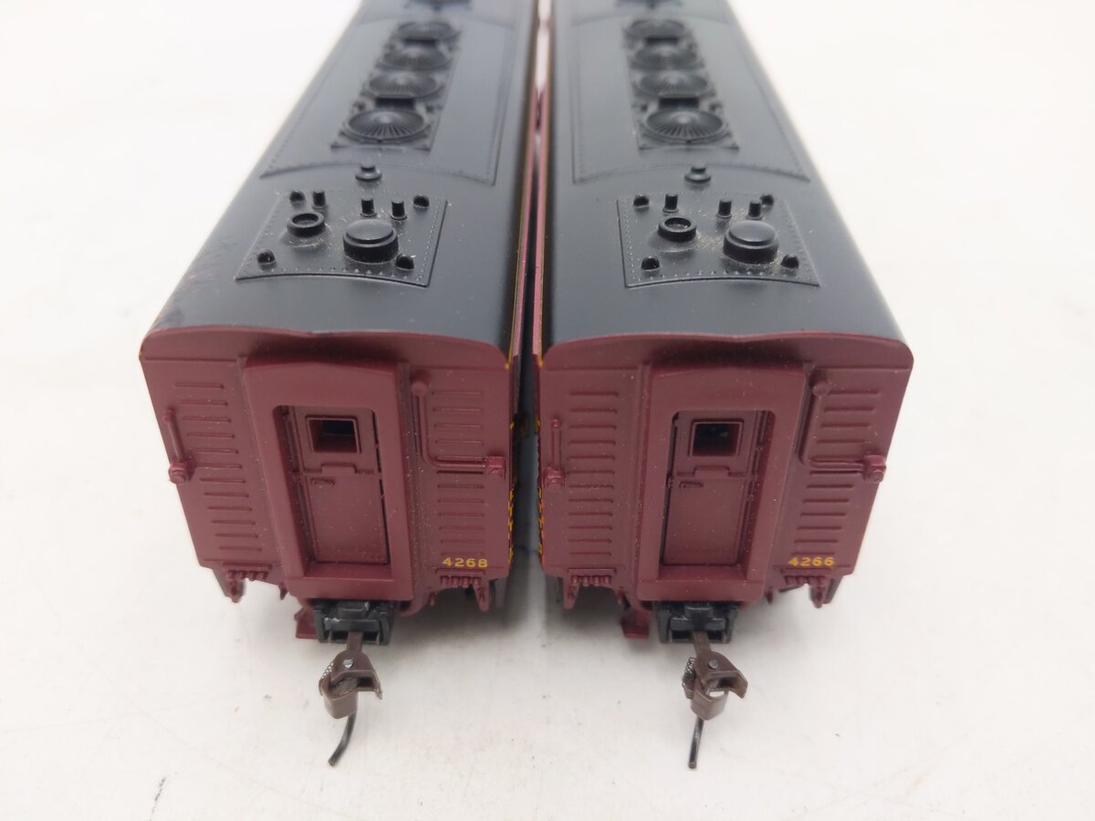 Athearn RND-2745 HO Gauge Boston and Maine F7A #4266, #4268 [2] EX