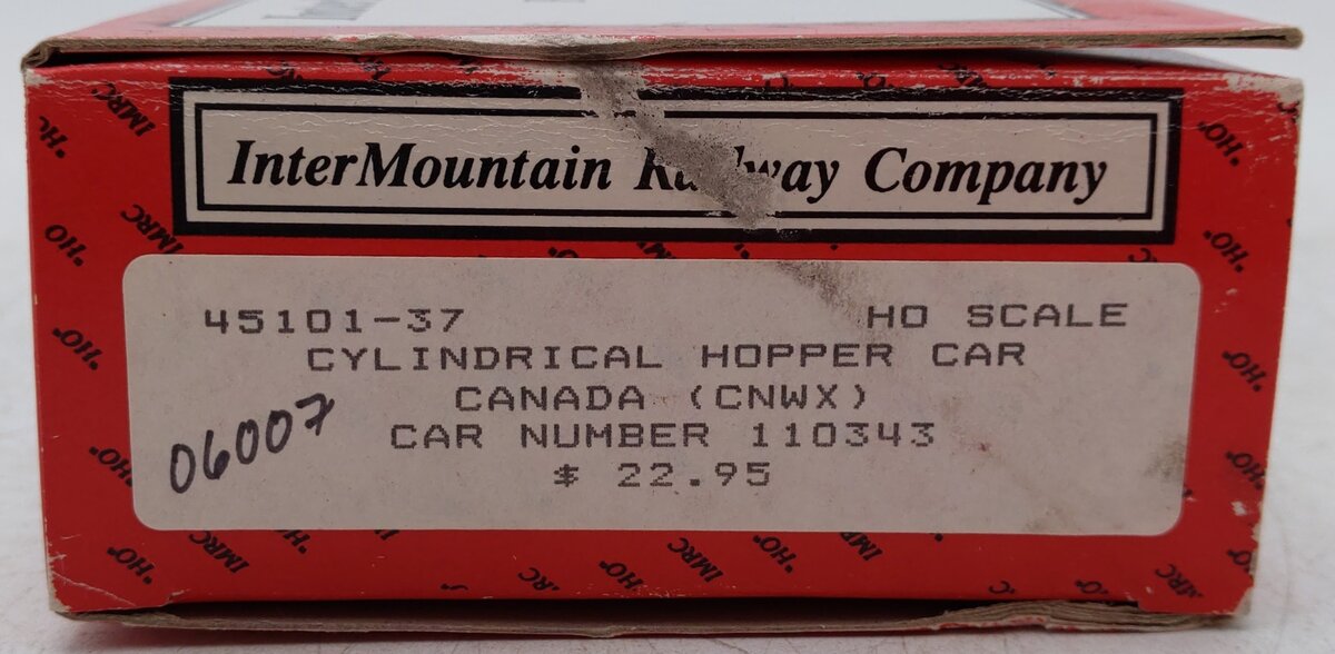 InterMountain 45101-37 HO CNWX Cylindrical 4-Bay Hopper #110343 EX/Box