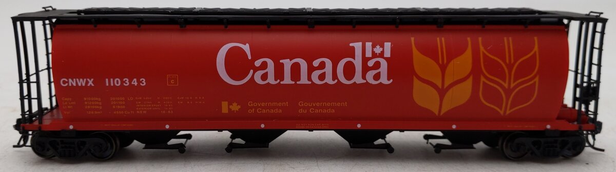 InterMountain 45101-37 HO CNWX Cylindrical 4-Bay Hopper #110343 EX/Box