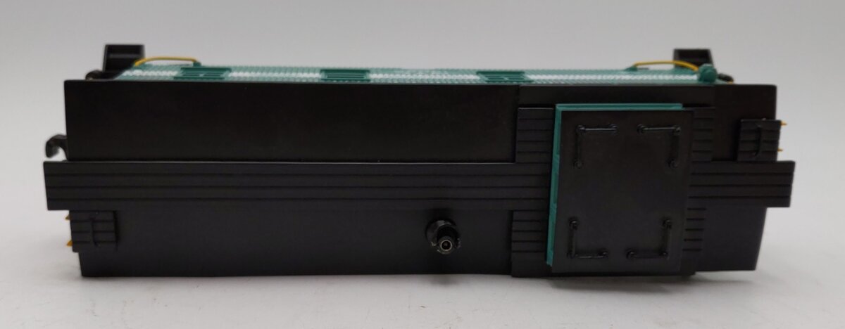 Lionel 6-17638 O Gauge Rock Island Extended Vision Lighted Caboose #17011 LN/Box