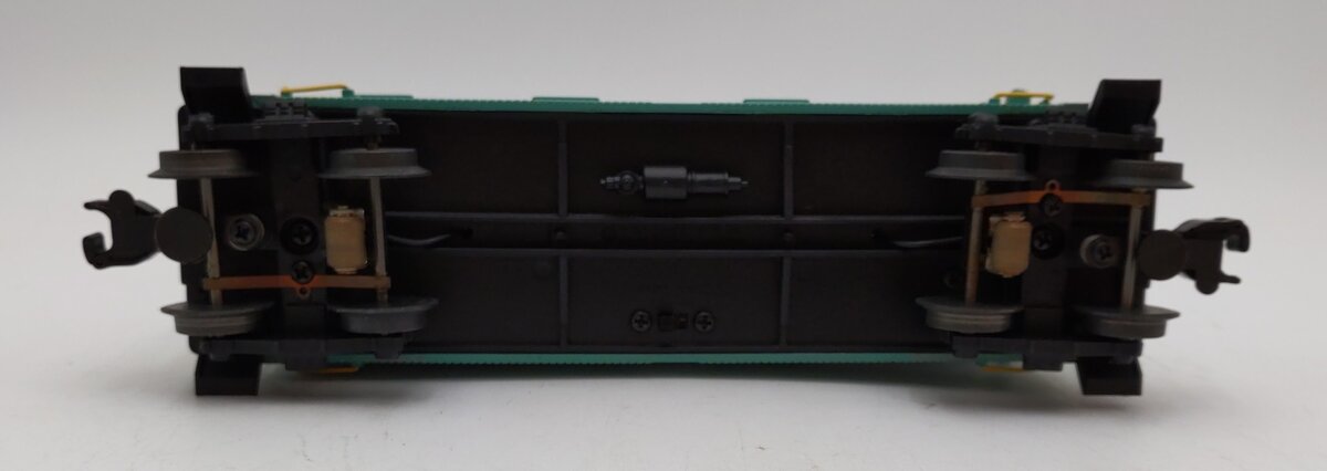 Lionel 6-17638 O Gauge Rock Island Extended Vision Lighted Caboose #17011 LN/Box