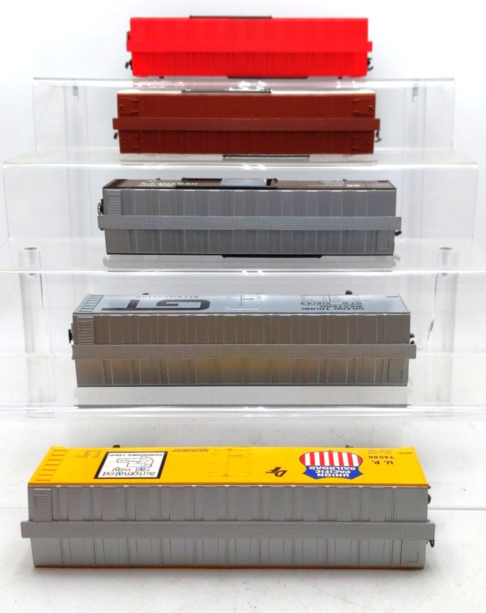 KMT O Scale Assorted Boxcars [5] VG/Box