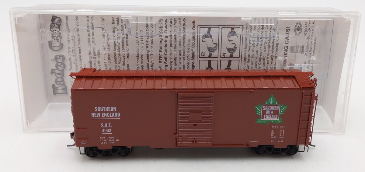 Kadee 40931302 HO Scale Southern New England Maple Leaf Logo 40' Boxcar #41912 LN/Box