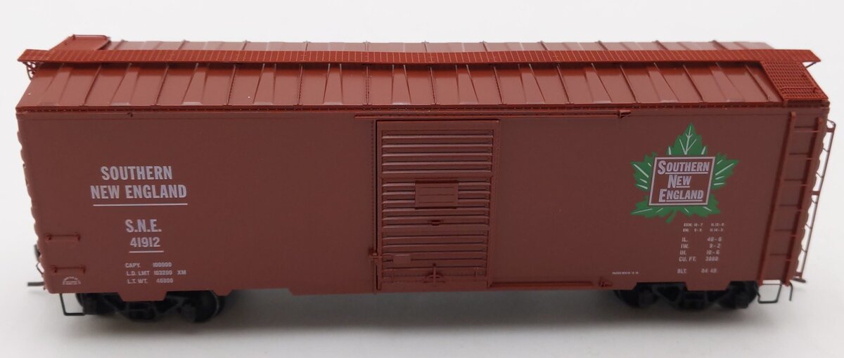 Kadee 40931302 HO Scale Southern New England Maple Leaf Logo 40' Boxcar #41912 LN/Box