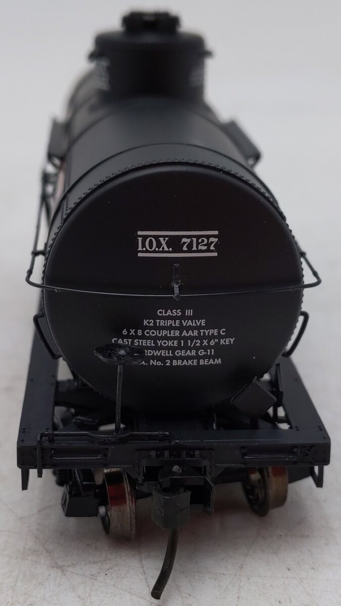 Proto 2000 101318 HO Imperial Oil 10k Gallon Type 21 Riveted Tank Car #7127 EX/Box