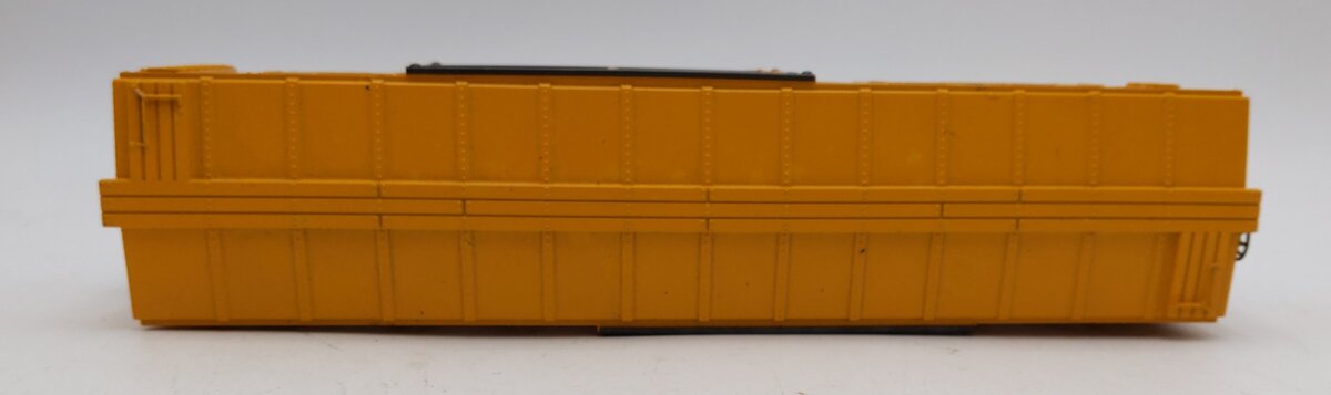 Lionel 63561 VIntage O New York Central 2-Level Stock Car EX/Box