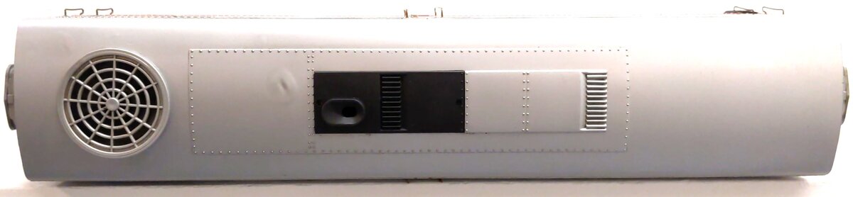 Aristo-Craft 22060 G Scale Santa Fe FB-1 Powered Diesel B-Unit VG/Box