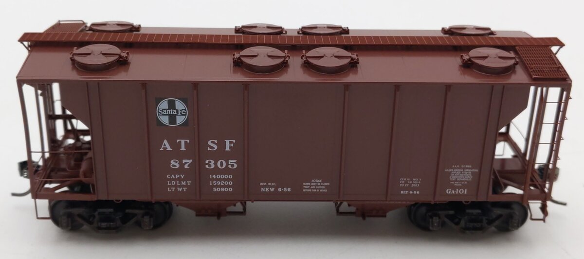 Kadee 8621 HO Scale ATSF 2-Bay Covered Hopper #87305 LN/Box